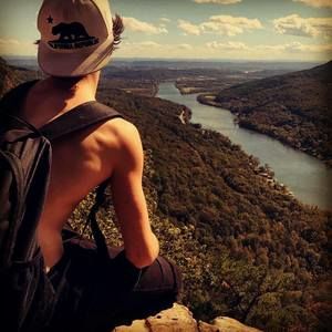 Meet your Posher, Tyler